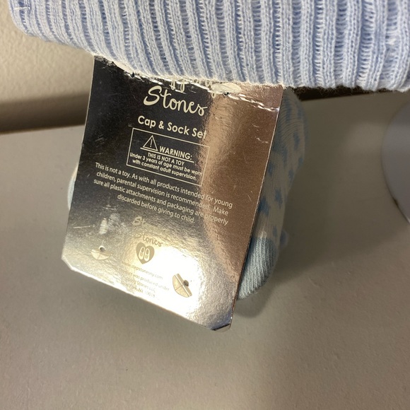 Stepping Stones Newborn Beanie and Footies Set NWT - Picture 3 of 5